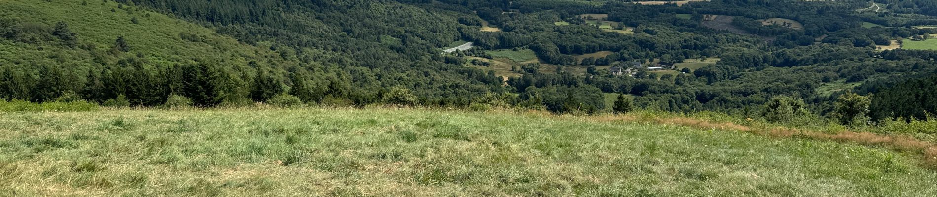 Randonnée  Chaumeil - F 2024 Moneliete Correze - Photo