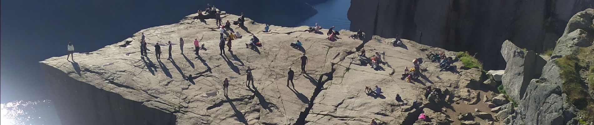 Trail Walking Unknown - preikestolen - Photo