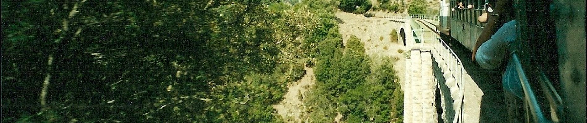 Randonnée A pied Seui - (SI Z20)  Caserma Forestale Montarbu - Taquisara - Photo