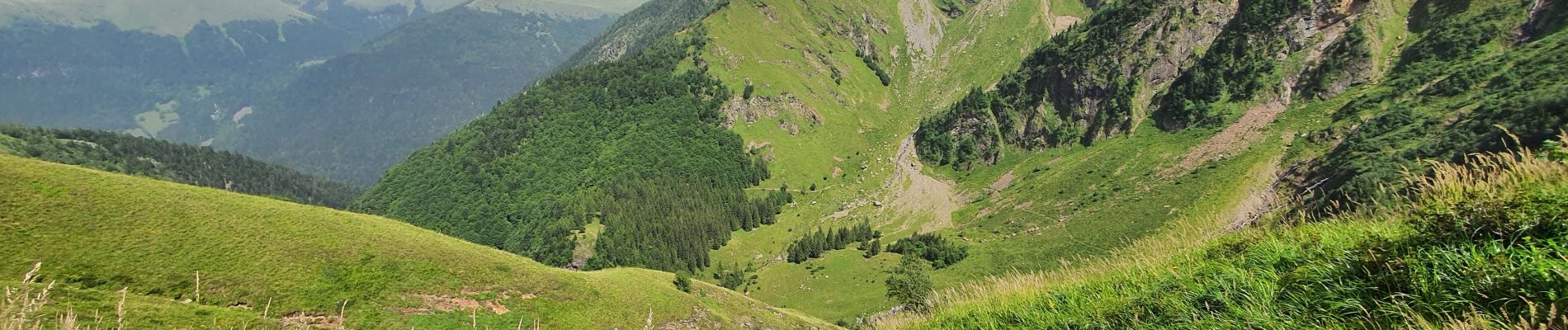 Randonnée Marche Bagnères-de-Luchon - lac des Gourgoutes par le Port de la Glère - Photo