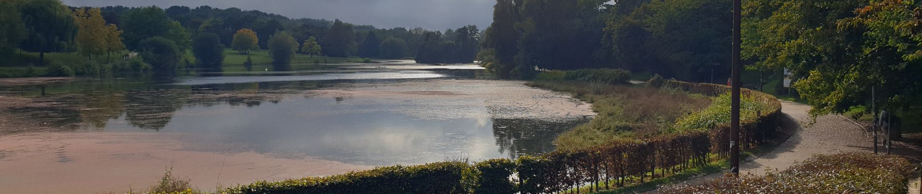 Trail Walking Ottignies-Louvain-la-Neuve - LLN Hyper Centre - Photo