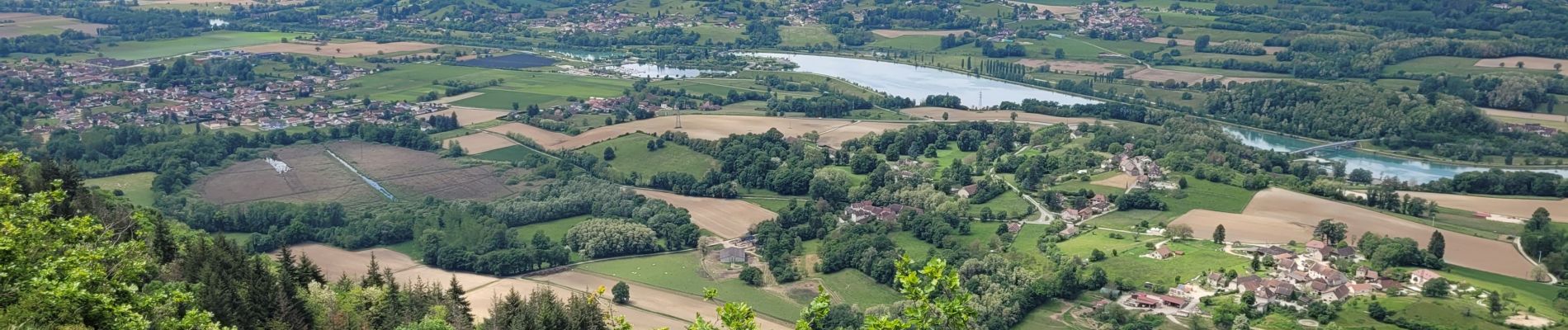 Tocht Stappen Yenne - parves - Photo