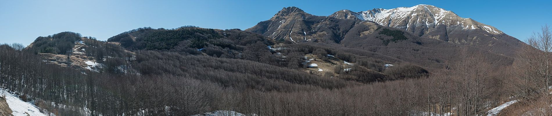 Percorso A piedi Fivizzano - (SI L20OLD) Passo del Cerreto - Rifugio Sarzana al Monte Acuto - Diga del Lagastrello - Pratospilla - Photo