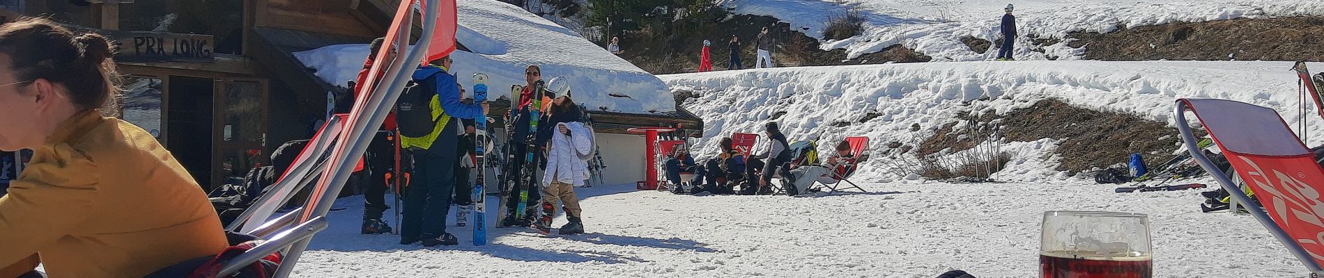 Tour Skiwanderen Puy-Saint-Pierre - prorel par le chemin retour par les pistes  - Photo