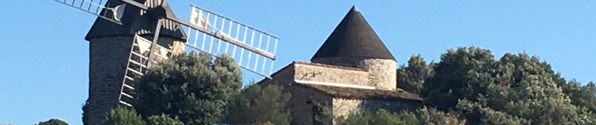 Excursión Senderismo Faugères - Les moulins et carabelles de Faugères - Photo