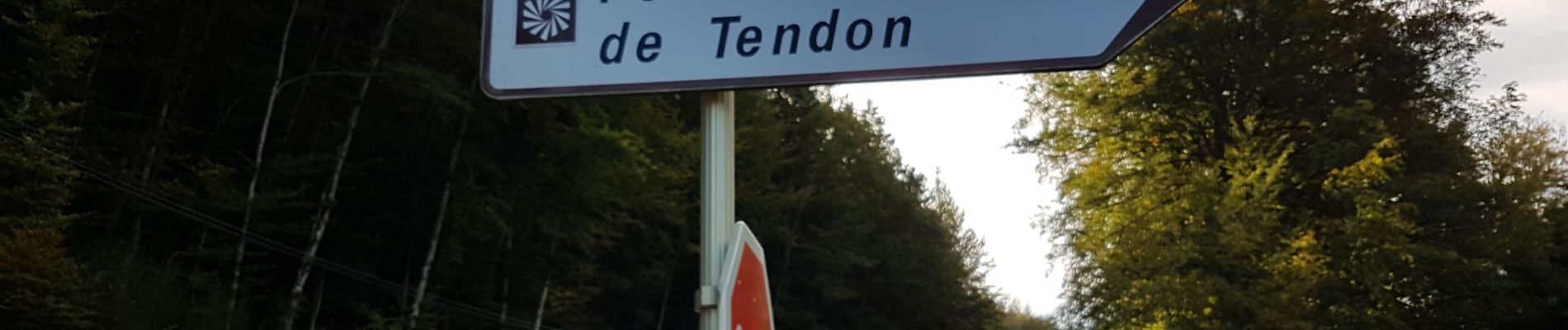 Tour Wandern Tendon - Cascades de Tendon - Trou de l'Enfer - Roches de la Moulure - Photo