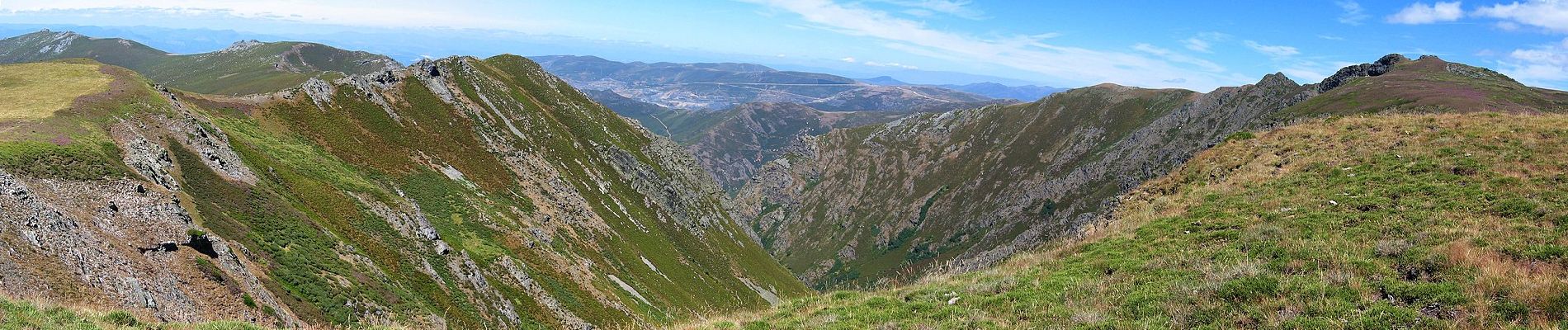 Trail On foot Galende - Ruta a Peña Trevinca (desde la Laguna de los Peces, Sanabria) - Photo