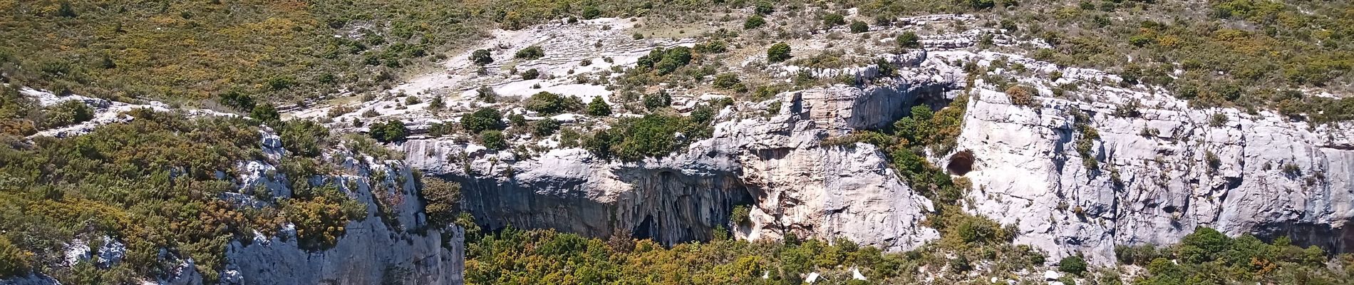 Tour Wandern Roquevaire - Lascour puit de l'aroumi - Photo