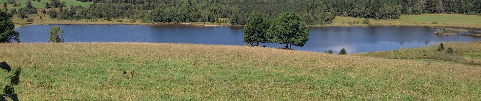 Tour Wandern Bellefontaine - Lac de Bellefontaine er lac des Mortes . - Photo