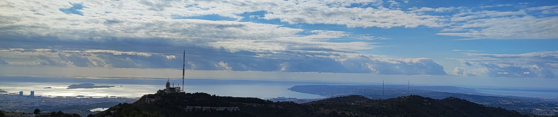 Tocht Mountainbike Simiane-Collongue - antenne - Photo