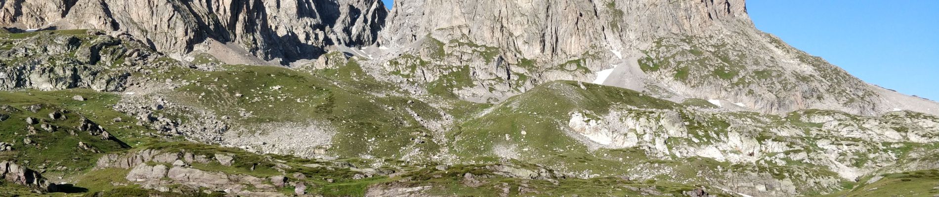 Tour Wandern Névache - des Drayères à Terres rouges - Photo