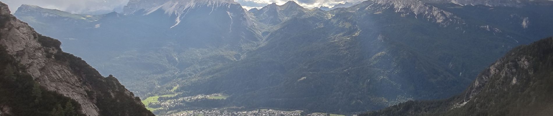 Trail On foot San Vito di Cadore - IT-228 - Photo