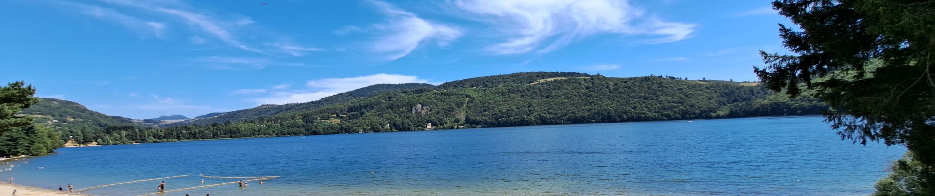 Tocht Stappen Le Lac-d'Issarlès - Grand tour lac d'Issarlès - Photo