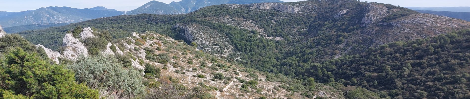 Tocht Stappen Malaucène - Crête Arfuyen Pas du Loup - Photo