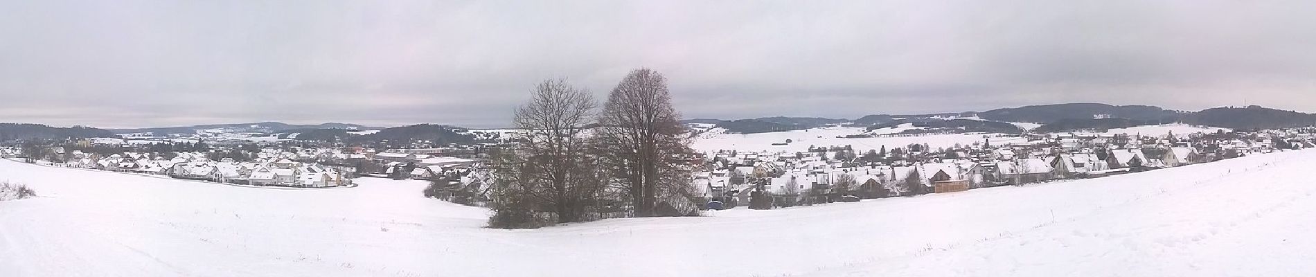 Excursión A pie Gomadingen - hochgehhütet - Photo