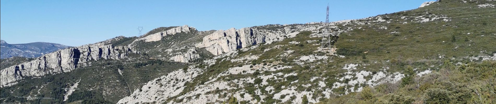 Trail Walking Cuges-les-Pins - col de l'ange tour du bigou - Photo