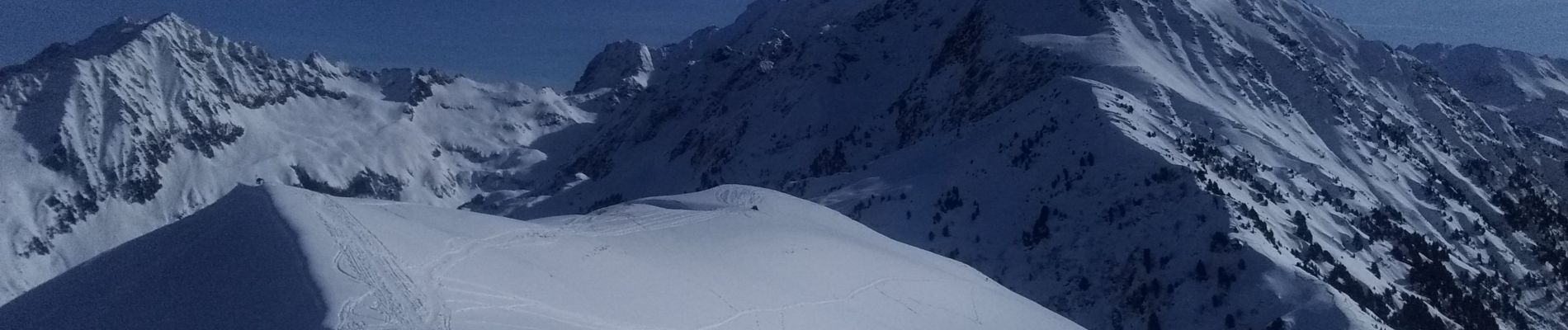 Randonnée Ski de randonnée La Chapelle-du-Bard - Crête de la Plagne descente Nord - Photo
