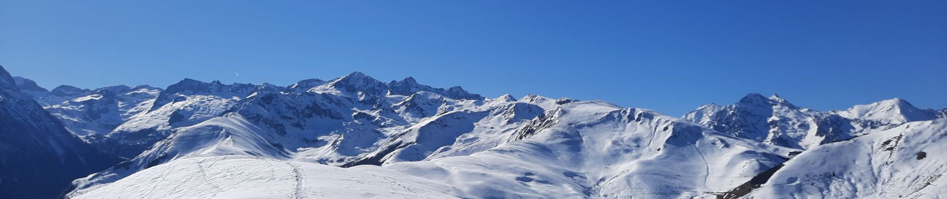 Tour Wandern Poubeau - Sarrat de Sacroues depuis Poubeau  - Photo