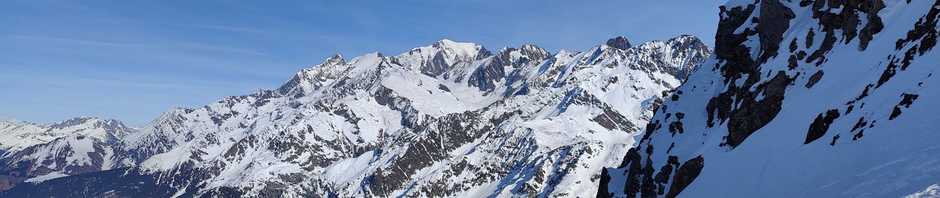Tocht Ski randonnée Hauteluce - Belleville - Col du Sellestet - la Enclaves - la Gittaz - Col de la Cycle - Col de la Fenêtre retour par le Joly. - Photo