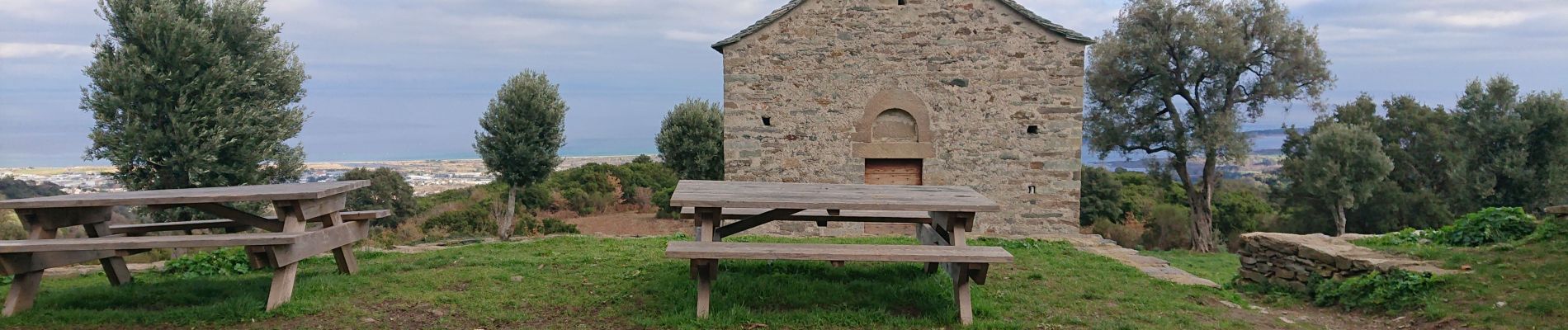 Tocht Stappen Furiani - Furiani Chapelle Santa Maria  - Photo