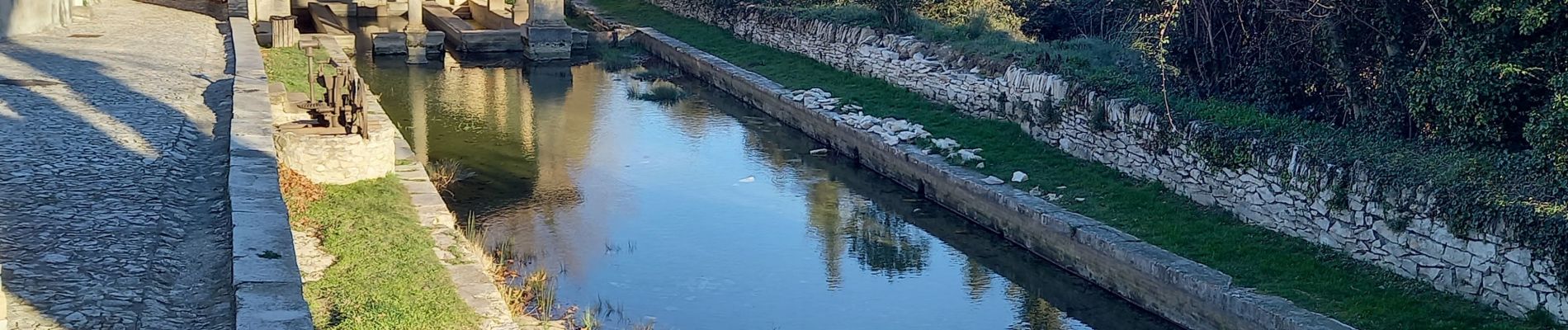 Tour Wandern Lirac - rando des 4 lavoirs  - Photo