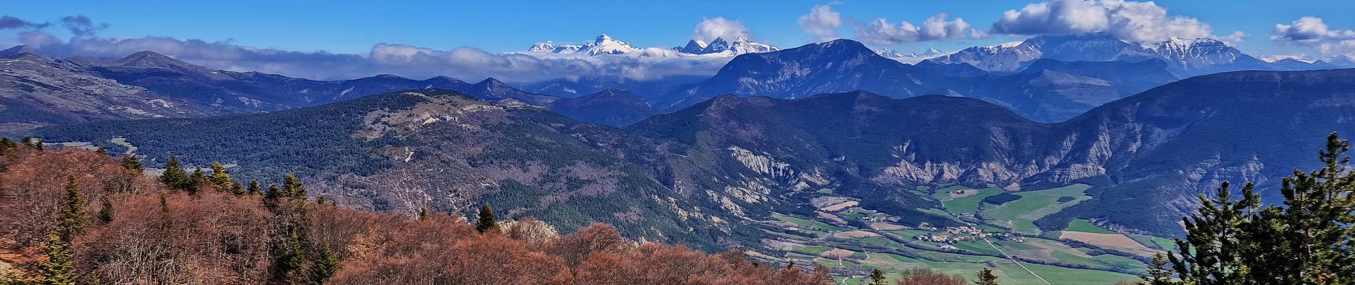 Randonnée Marche La Bâtie-des-Fonds - Roc De La Tour Via La Bâtie des Fonds - Source de la Drôme - Photo