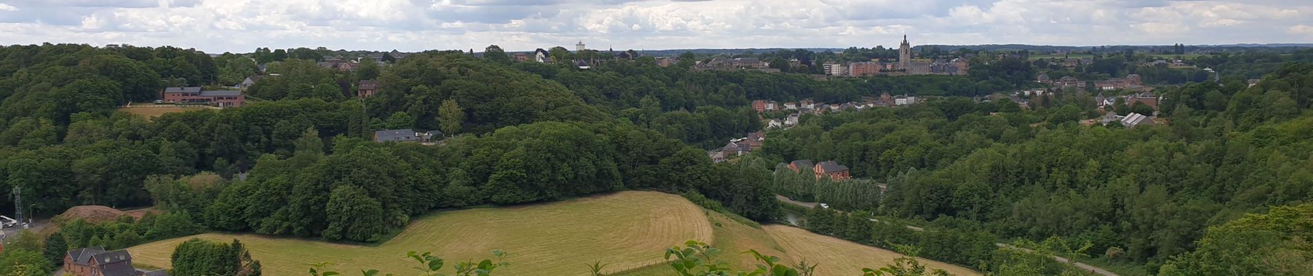 Tour Wandern Thuin - Balade de Thuin au Hameau des Waibes - Photo