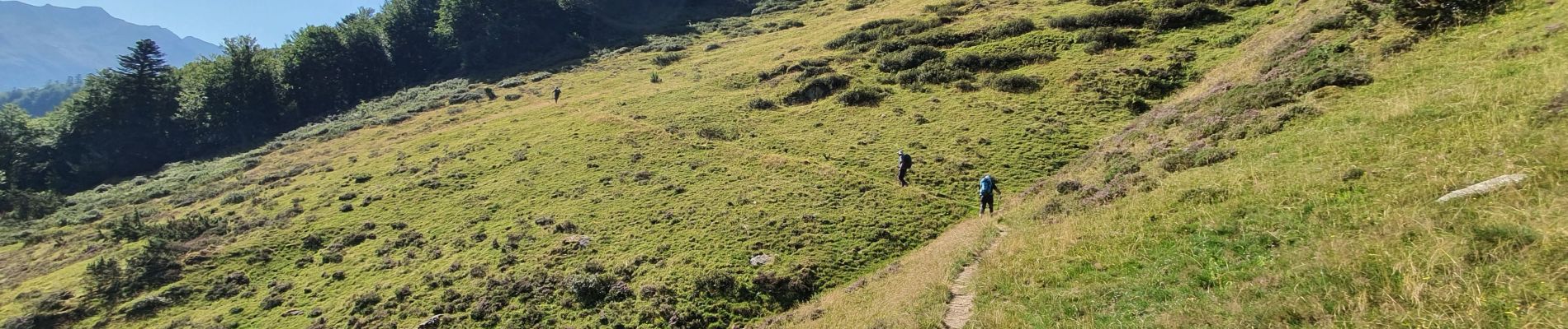 Randonnée Marche Bordes-Uchentein - cabanes du Trapech et Tuc du Coucou en boucle - Photo