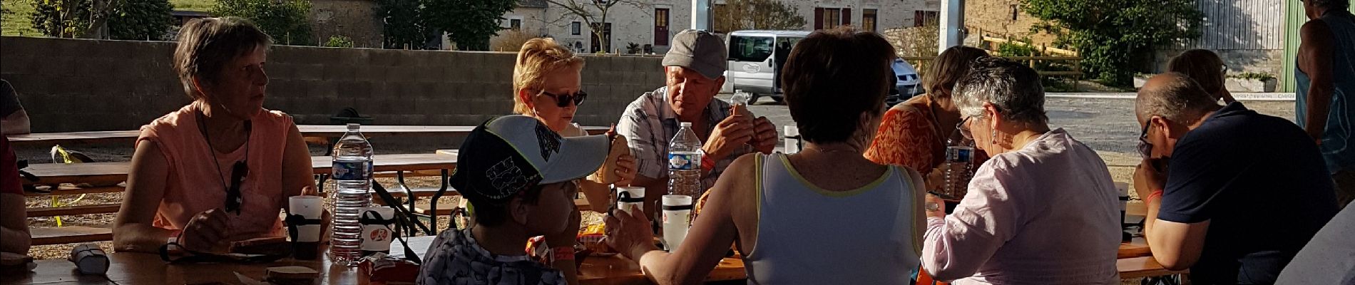 Tour Wandern Rouez - Fr Rouez marche gourmande 01-06-2019 - Photo