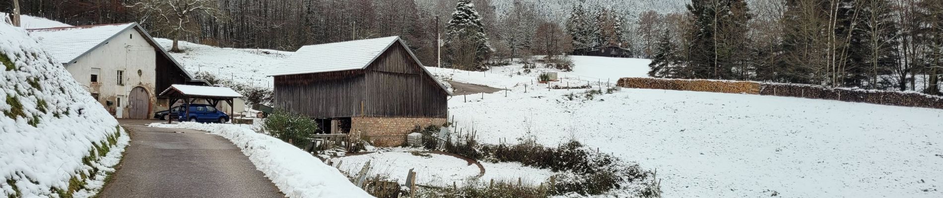 Trail Walking Vieux-Moulin - Vieux-Moulin- La ferme des Fourmis - Vieux Moulin - Photo