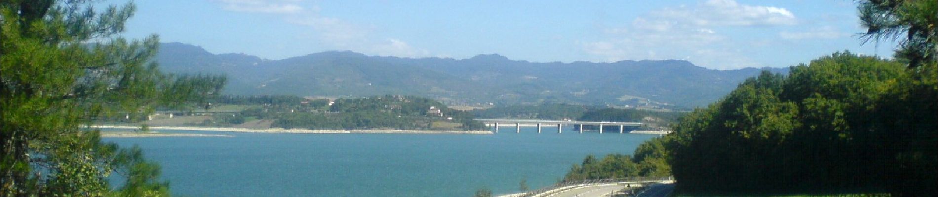 Tour Zu Fuß Scarperia e San Piero - Sorgenti di Firenze Trekking: – Anello 8: Nei luoghi medicei del Mugello - Photo