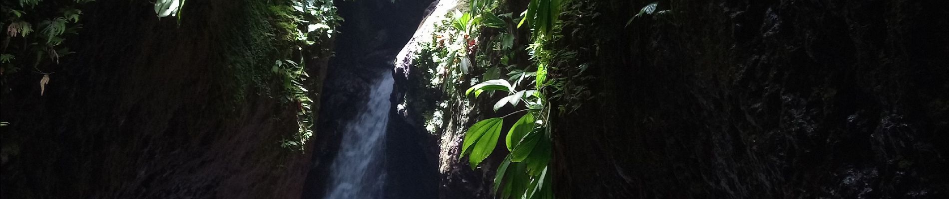 Excursión Senderismo Bouillante - Trou à Diable par la rivière Bourceau - Photo