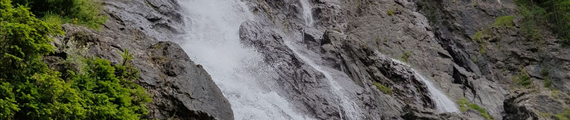 Trail Walking Sainte-Foy-Tarentaise - La cascade de la Raie depuis la Bataillette  - Photo