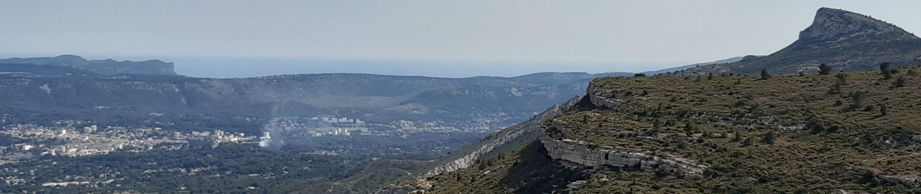 Trail Walking La Destrousse - Mont du Marseillais depuis La Destrousse - Photo