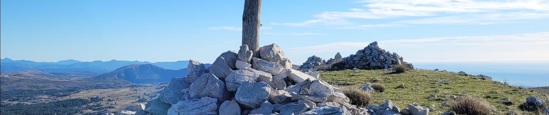 Tour Wandern Saint-Vallier-de-Thiey - reco St Valliers de Thiey colle du maçon  - Photo