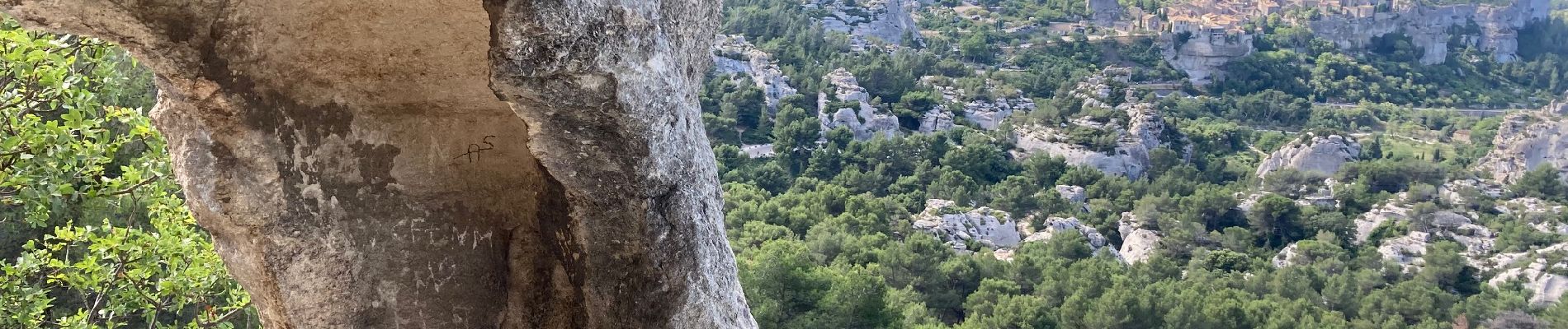 Tour Wandern Les Baux-de-Provence - Le tour des Baux par le val d'Enfer  - Photo