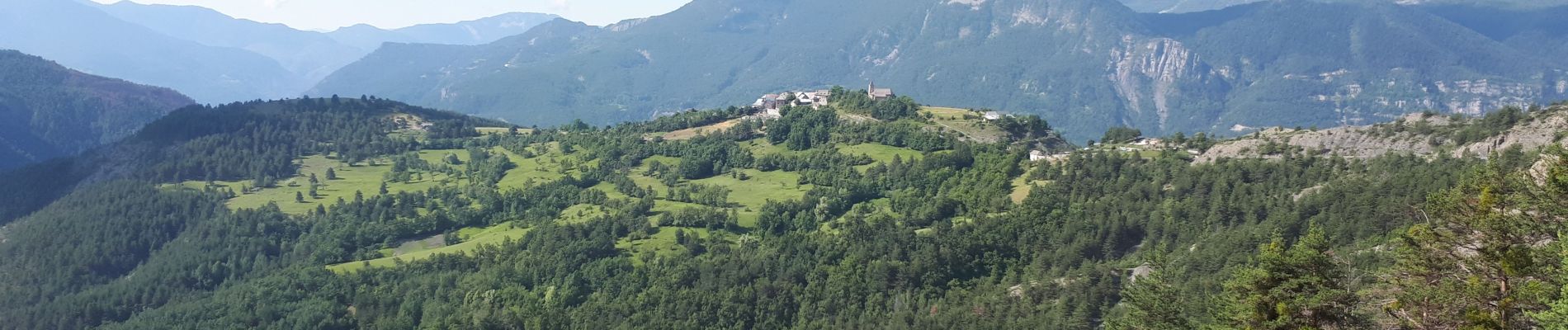 Randonnée Marche Châteauneuf-d'Entraunes - Châteauneuf d'Entraunes Gorges de Saucha Negra, vers Cime Chamoussillon - Photo