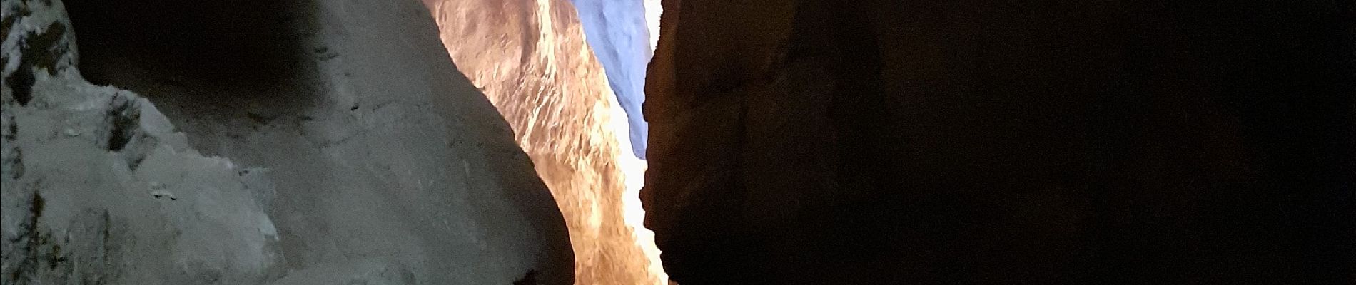 Tour Wandern Saint-Christophe - Grottes des Echelles - Photo