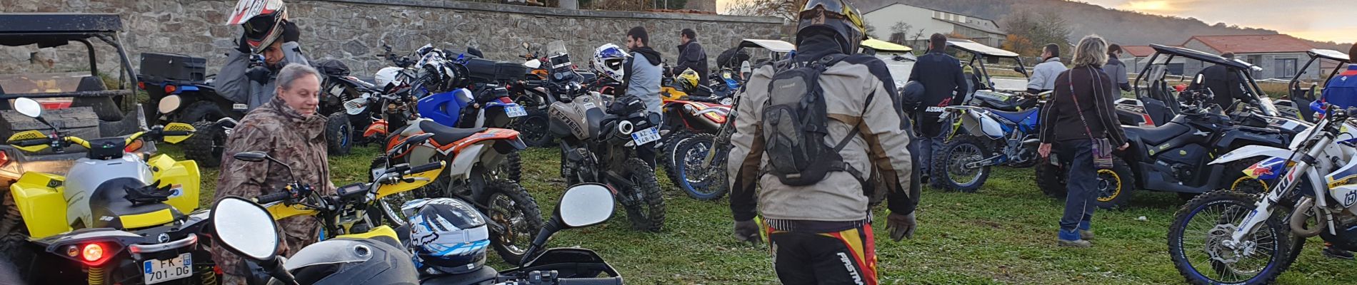 Excursión Motocross Issoire - Téléthon  vezezoux  - Photo