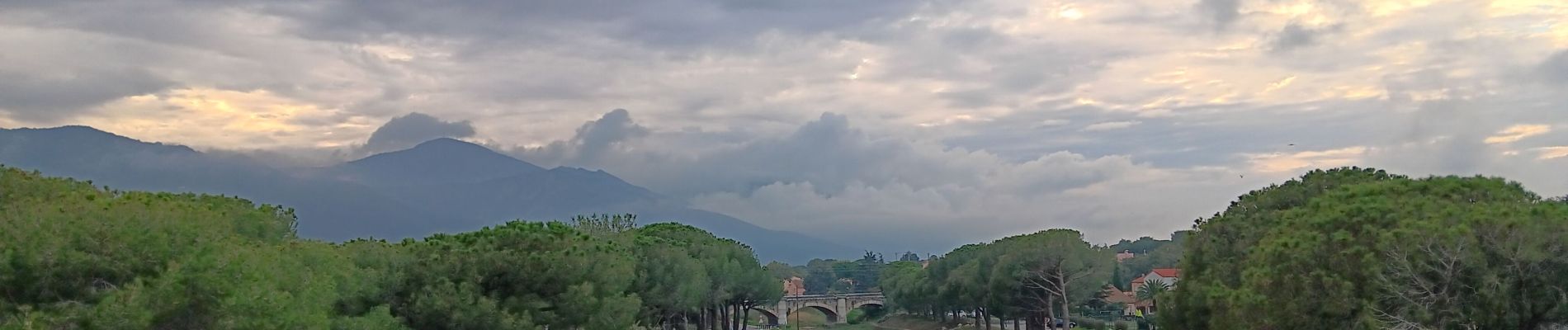 Tour Wandern Argelès-sur-Mer - en attendant mes pneus  - Photo