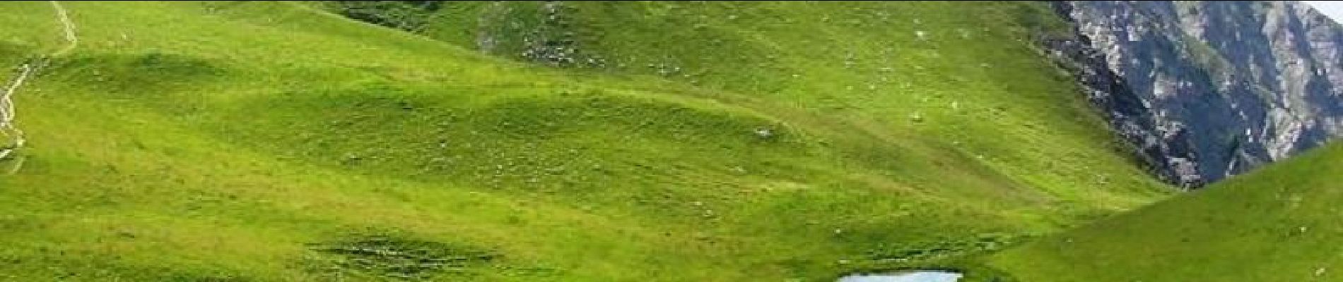 Randonnée V.T.T. La Plagne-Tarentaise - le Mont de la Guerre, le col du Jovet - Photo