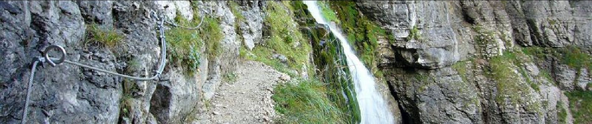 Tour Wandern Saint-Pierre-d'Entremont - Du Cirque de Saint-Même aux crêtes du Grand Manti - Photo