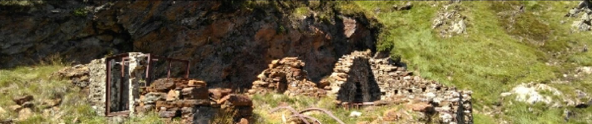 Tocht Stappen Castillon-de-Larboust - Cabane de Sarnès ,cirque des Crabioules - Photo