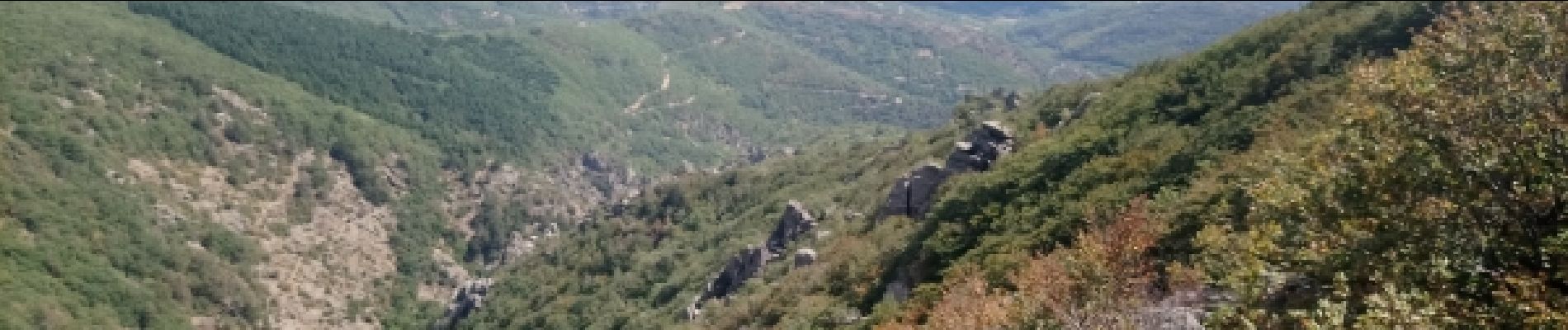 Excursión Senderismo Riols - Le chemin des légendes  - Photo