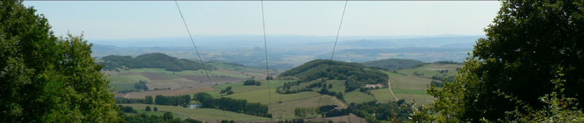 Tour Mountainbike Les Martres-de-Veyre - Vic Col de la Croix des gardes Mt Servait Puy de St Hippolyte - Photo