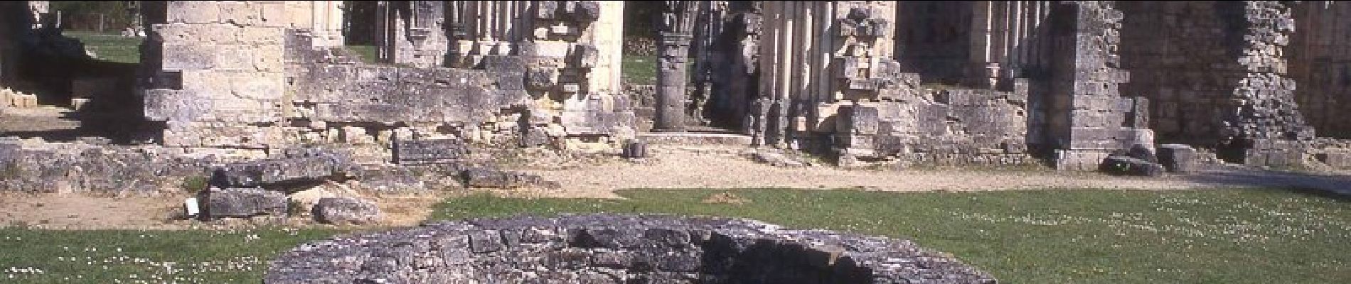 Excursión Senderismo Chamouille - Le monument d'Ailles - Photo