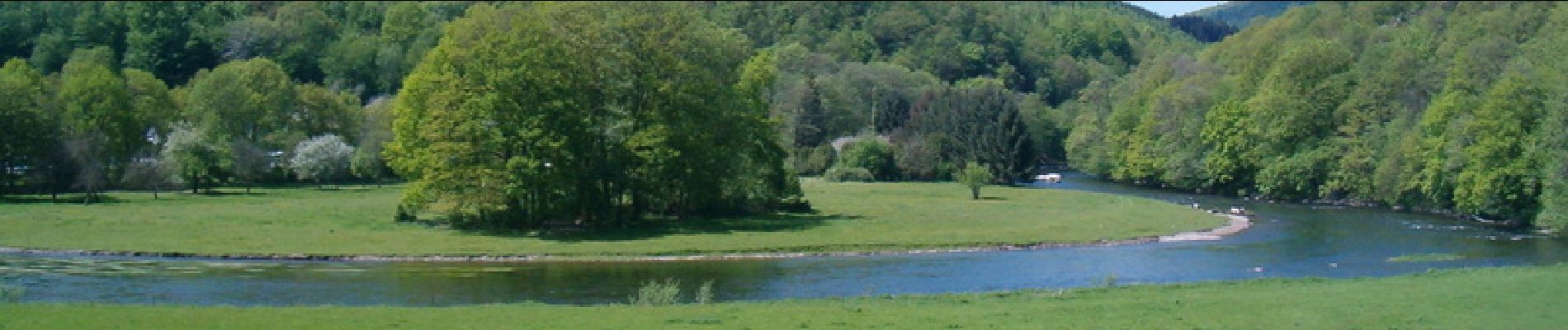 Trail Walking Monthermé - De la Meuse à la Semoy par le Roc la Tour et la Roche aux Corpias - Photo