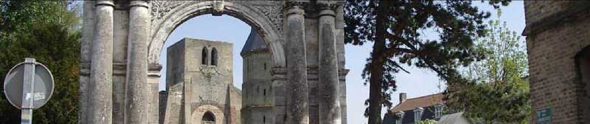 Tour Wandern Bergues - Bergues Nature et histoire - Photo