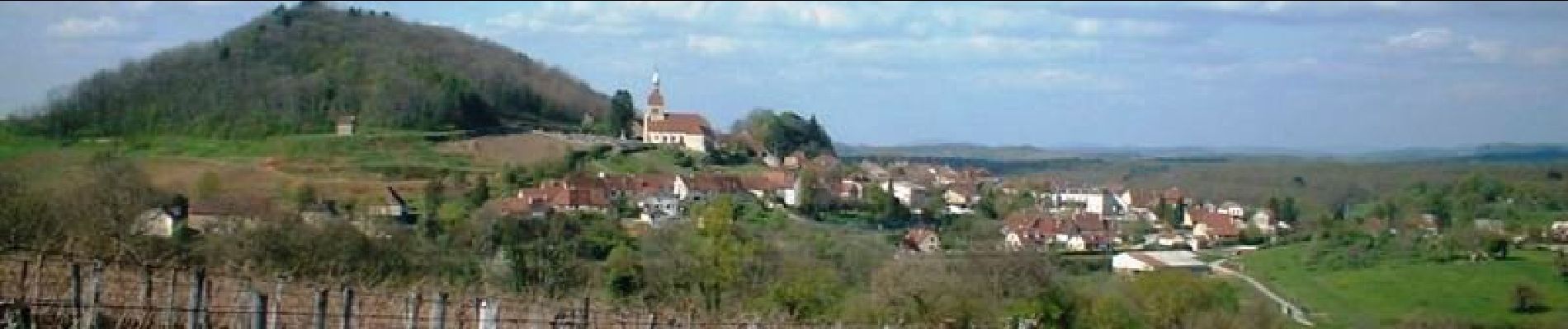 Tour Pferd Miéry - De Saint Lothain à Commenailles - Photo