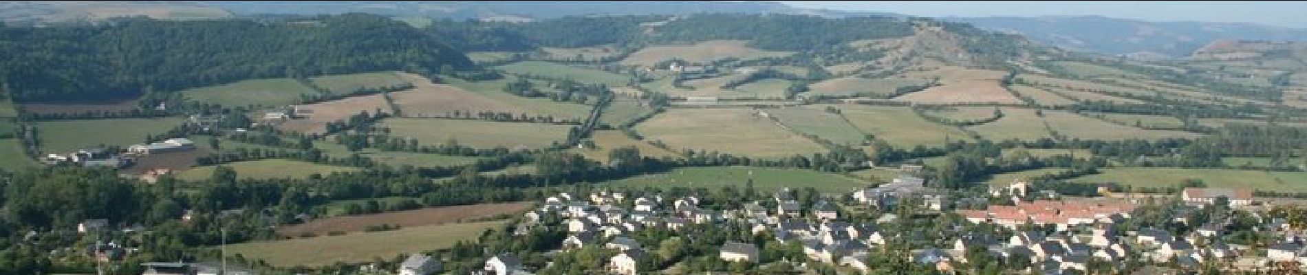 Trail Walking Sévérac d'Aveyron - Les fontaines voûtées - Sévérac le Château - Photo